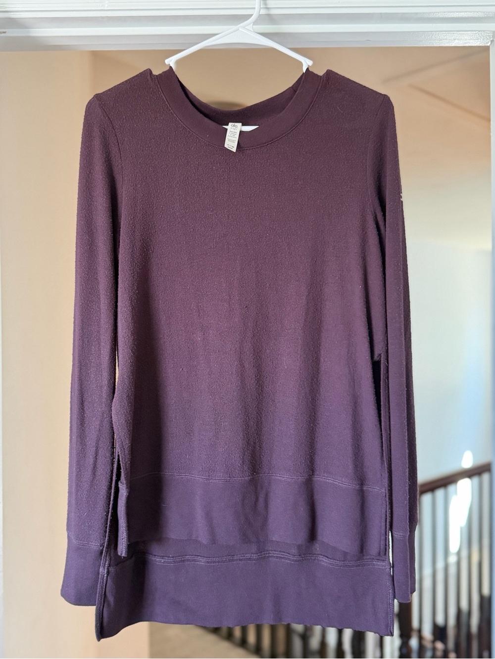Alo Yoga Alolux Glimpse Long Sleeve Top Plum Purple Small